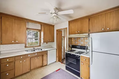 8680 Granada Avenue S, Cottage Grove, MN 55016 - Photo 2