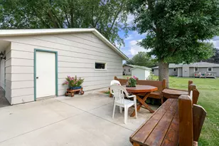 555 15th St NE, Owatonna, MN 55060 - Photo 26
