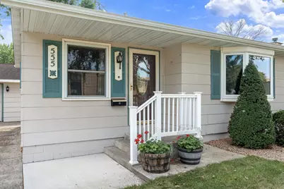 555 15th Street NE, Owatonna, MN 55060 - Photo 2