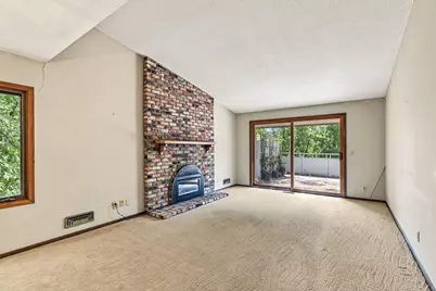 10275 Scarborough Road, Bloomington, MN 55437 - Photo 4