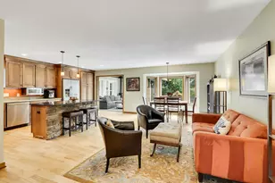 10234 Nottingham Trail, Eden Prairie, MN 55347 - Photo 2