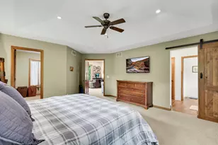 10234 Nottingham Trail, Eden Prairie, MN 55347 - Photo 12