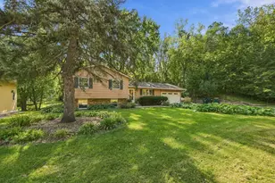 1519 Meadowlark Dr, Stillwater, MN 55082 - Photo 2