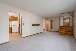 125 N Manitou Dr, Mankato, MN 56001 - Photo 8