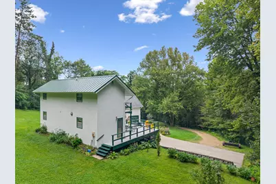 13611 State 16, Houston, MN 55943 - Photo 32