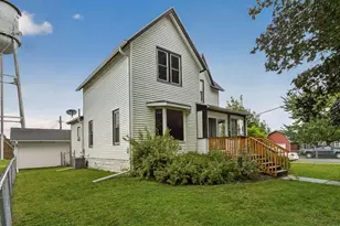 300 Irvin St, West Concord, MN 55985 - Photo 2
