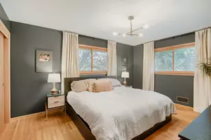 334 Edith Dr, West Saint Paul, MN 55118 - Photo 14