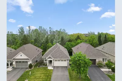 10230 57th Avenue N, Plymouth, MN 55442 - Photo 8