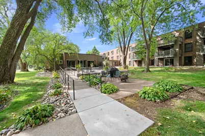 2800 Hamline Avenue N #311, Roseville, MN 55113 - Photo 32