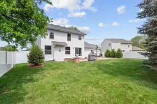 8018 Greenbriar Ln, Woodbury, MN 55125 - Photo 50