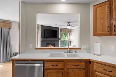 8018 Greenbriar Lane, Woodbury, MN 55125 - Photo 20