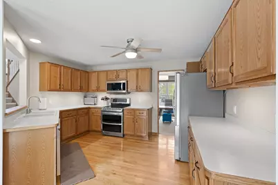 8018 Greenbriar Lane, Woodbury, MN 55125 - Photo 18