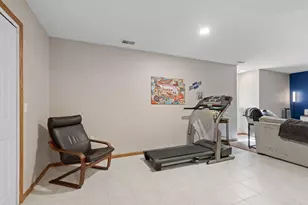 8018 Greenbriar Ln, Woodbury, MN 55125 - Photo 46