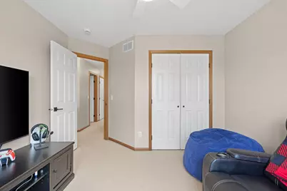 8018 Greenbriar Lane, Woodbury, MN 55125 - Photo 36