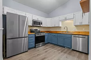 26260 3rd St W, Zimmerman, MN 55398 - Photo 2