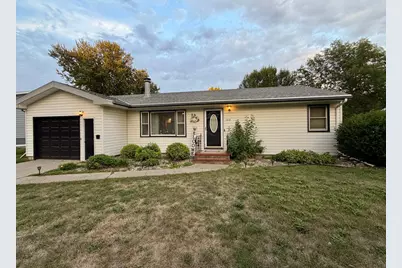 1018 N Elm Street, Luverne, MN 56156 - Photo 1