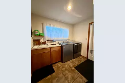 1018 N Elm Street, Luverne, MN 56156 - Photo 8