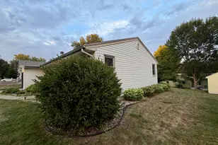 1018 N Elm St, Luverne, MN 56156 - Photo 20