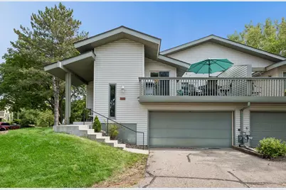 9535 Hartford Circle, Eden Prairie, MN 55347 - Photo 2