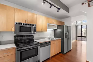 10 E 26th St, Minneapolis, MN 55404 - Photo 12