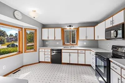 13778 Swallow Street NW, Andover, MN 55304 - Photo 2