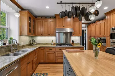 2024 Emerson Avenue S, Minneapolis, MN 55405 - Photo 12