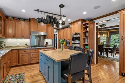 2024 Emerson Avenue S, Minneapolis, MN 55405 - Photo 4