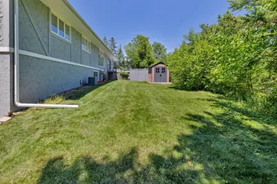 7001 Lanham Lane, Edina, MN 55439 - Photo 52
