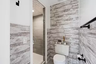 7001 Lanham Ln, Edina, MN 55439 - Photo 34