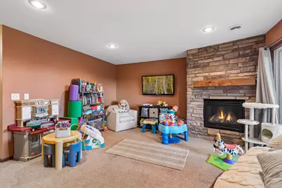 1305 Mulberry Avenue NE, Montgomery, MN 56069 - Photo 28