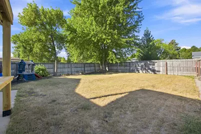 6205 Oakport Street N, Moorhead, MN 56560 - Photo 38
