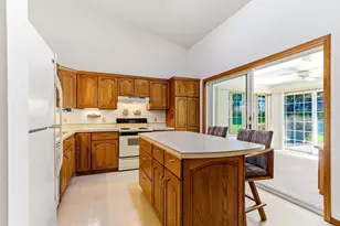 423 Tischler Ave SE, Faribault, MN 55021 - Photo 4