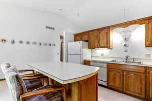 423 Tischler Ave SE, Faribault, MN 55021 - Photo 6