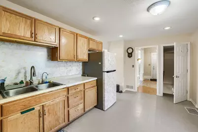 1885 Ivy Avenue E, Saint Paul, MN 55119 - Photo 10