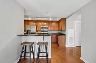 500 E Grant St, Minneapolis, MN 55404 - Photo 6