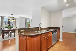 500 E Grant St, Minneapolis, MN 55404 - Photo 10