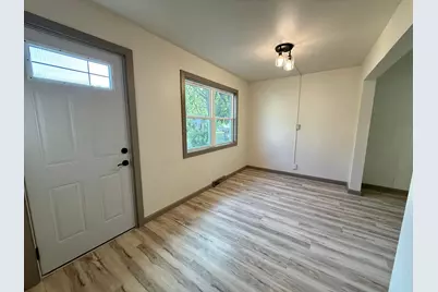 510 E Plum Street, Redwood Falls, MN 56283 - Photo 12