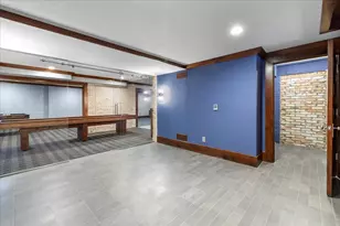 1724 Summit Ave, Minneapolis, MN 55403 - Photo 16