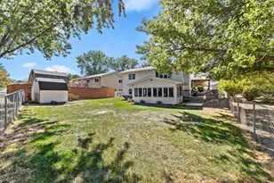 2679 Guthrie Ave N, Oakdale, MN 55128 - Photo 48