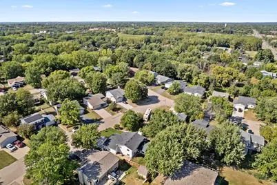 2679 Guthrie Avenue N, Oakdale, MN 55128 - Photo 56