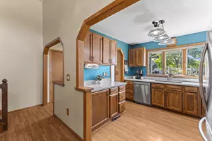 2679 Guthrie Ave N, Oakdale, MN 55128 - Photo 16