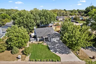 2679 Guthrie Ave N, Oakdale, MN 55128 - Photo 6
