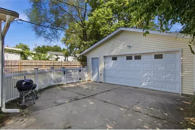 616 Truax Boulevard, Eau Claire, WI 54703 - Photo 30