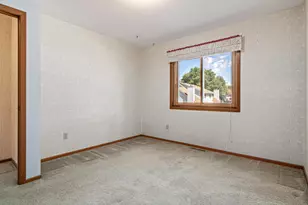5235 Unity Ct, Crystal, MN 55429 - Photo 20