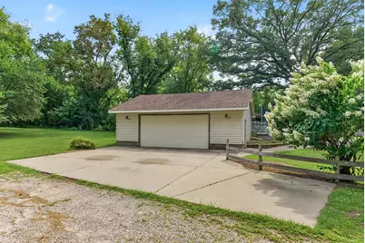 32251 Roanoke Street NW, Cambridge, MN 55008 - Photo 28