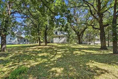 225 Cedar Street NE, New London, MN 56273 - Photo 24