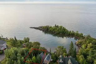 Cove Point Lodge 4576 Cove Side Cottages, Beaver Bay, MN 55616 - Photo 2