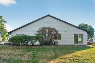 3630 Gershwin Ln N, Oakdale, MN 55128 - Photo 24