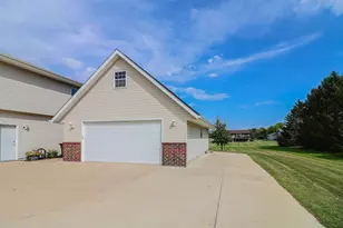 781 Hillside Ave SW, New Prague, MN 56071 - Photo 4
