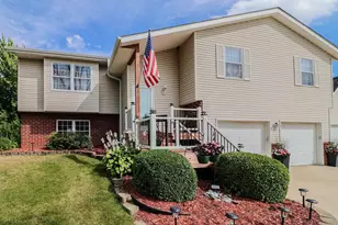 781 Hillside Ave SW, New Prague, MN 56071 - Photo 2